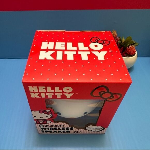Hello Kitty Bluetooth Wireless speaker - Picture 5 of 5